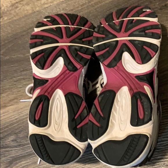 Running ASICS - Picture 4 of 4